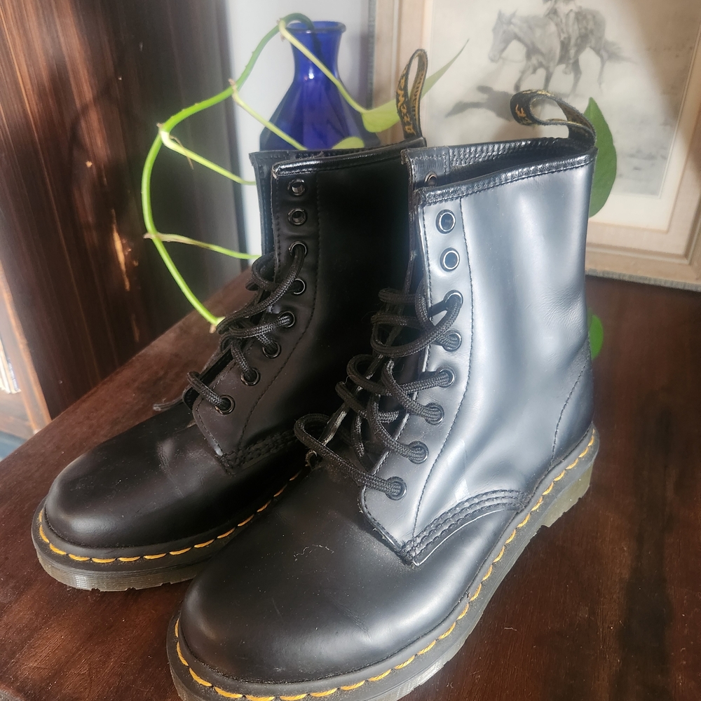 Black Leather Lace-Up Doc Marten Boots